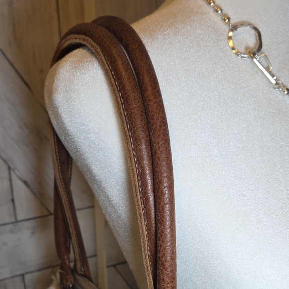 Myra Bag Elegant Gray and Brown Tote - Picture 4 of 16